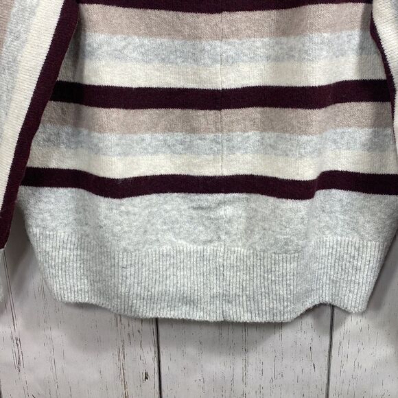 LOFT Gray Striped Crewneck Sweater Size S Cozy Minimalist Fall Knit Neutral - Picture 9 of 14